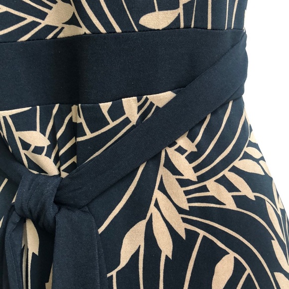 Dressbarn Empire Waist Dark Cottagecore Coquette Tie Faux Wrap Top Midi Dress 10 - Picture 8 of 12